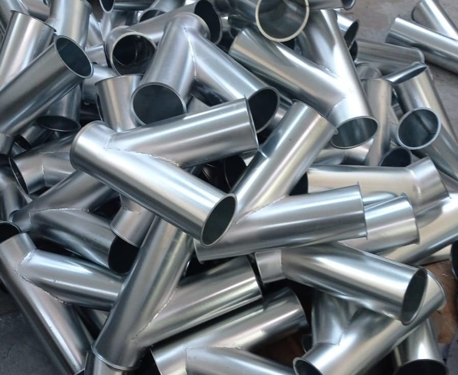 Flanşlı ve yakalı akış borusu çatal – endüstriyel havalandırma ve toz toplama sistemleri için çelik borular